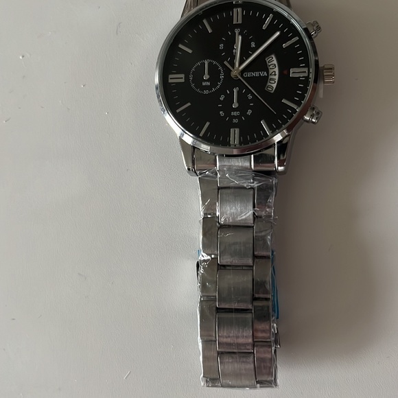 Silver Stainless Steel Quartz Wrist Watch - Picture 3 of 6